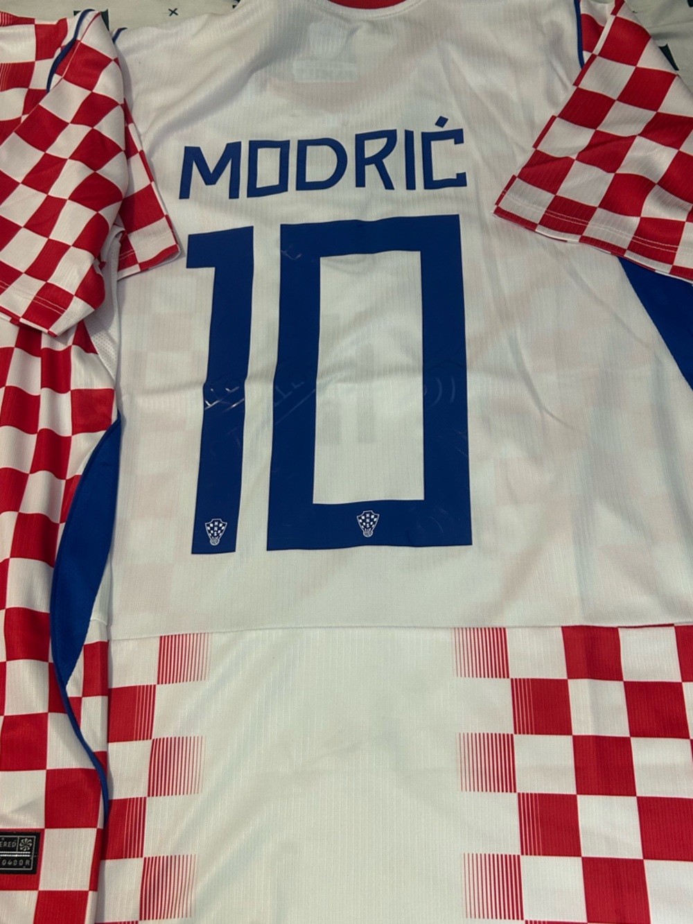 NIKE CROATIA Nat'l Team LUKA MODRIC WORLD CUP Men's JERSEY All Sizes - Picture 3 of 5